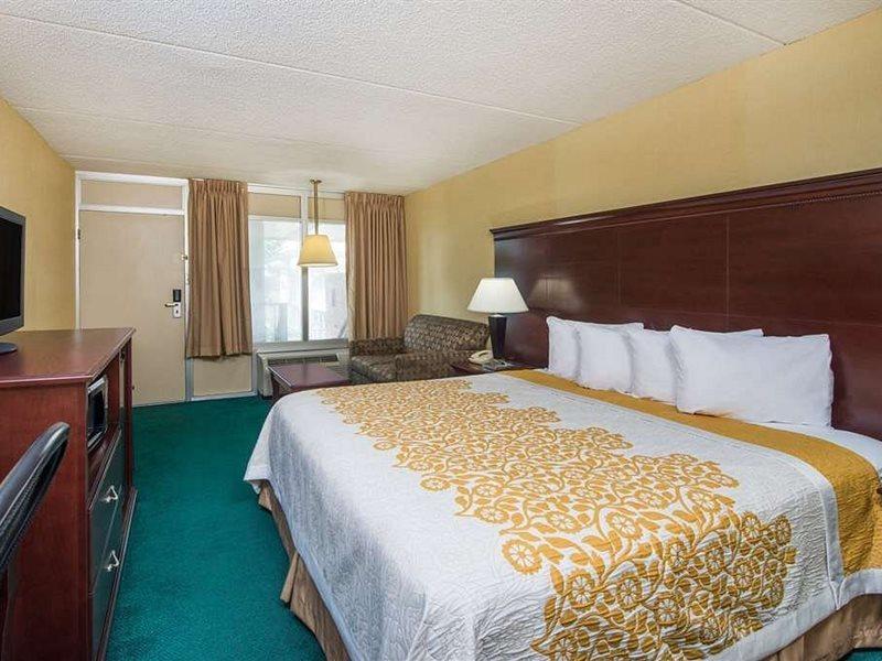 Days Inn By Wyndham Paducah Eksteriør billede
