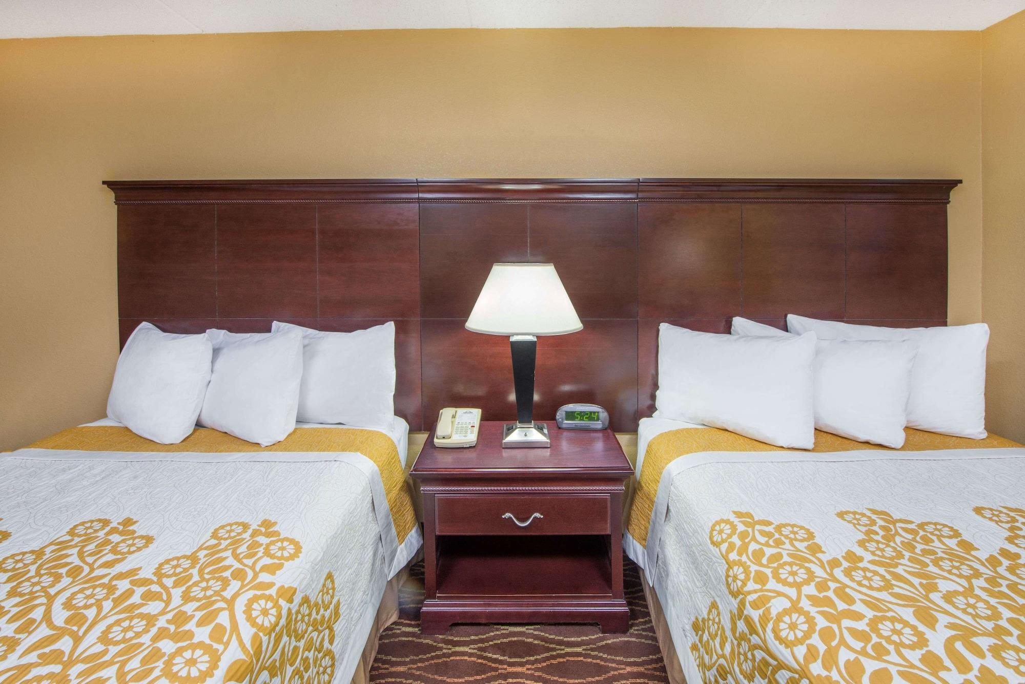 Days Inn By Wyndham Paducah Eksteriør billede